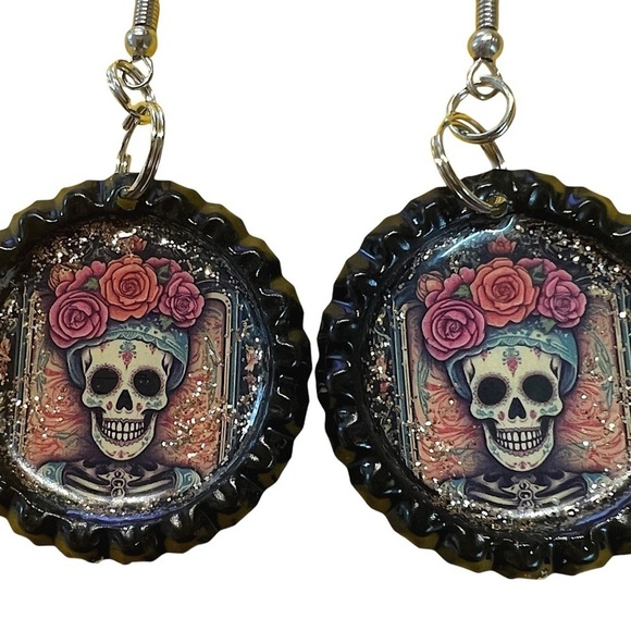 Skull Woman Day of the Dead Muertos Bottle Cap Earrings, Catrina Floral Crown - Picture 3 of 6